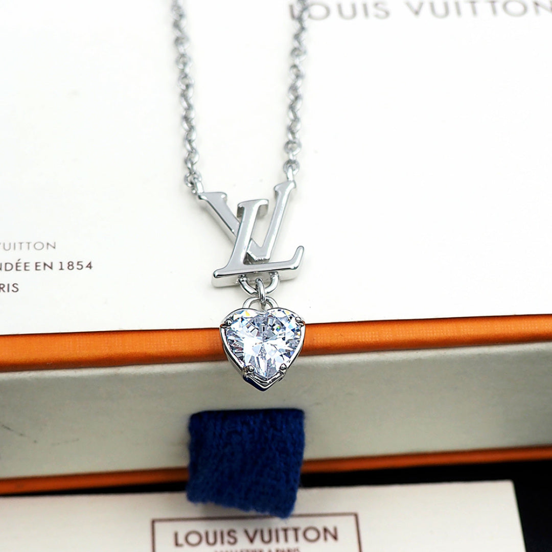 jewelry/necklace/model:338097