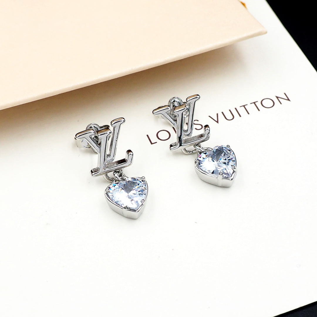 jewelry/earrings/model:338098
