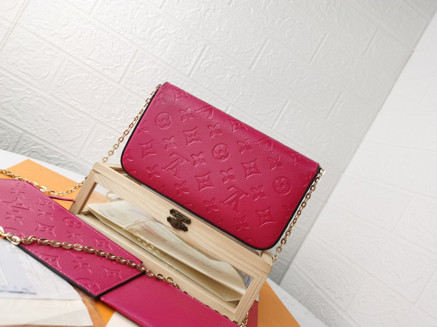 Wallet/Quality: 4A/Model:M61276
