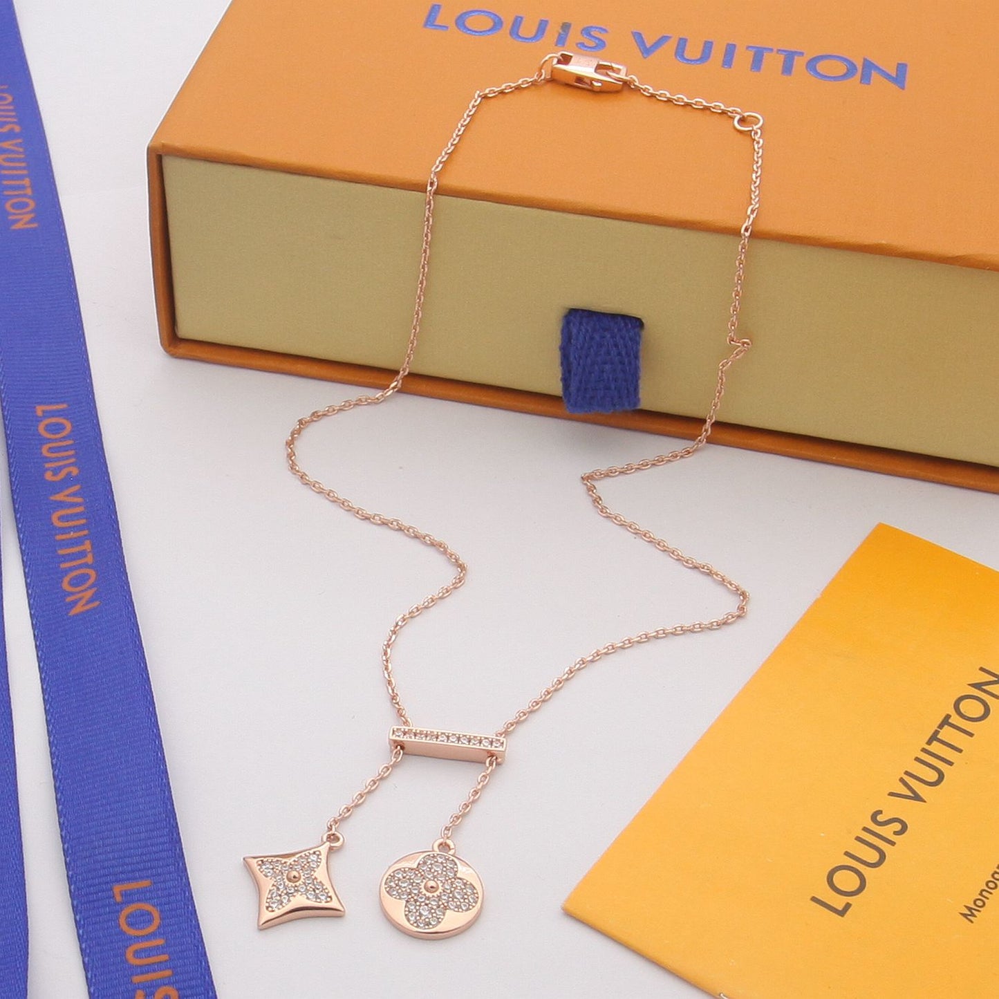 jewelry/necklace/model:H57