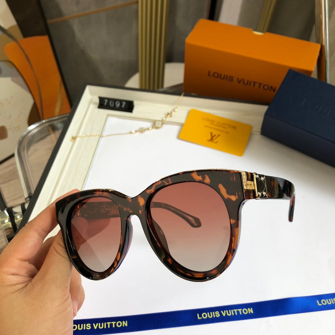 sunglasses /Lens: UV400 /Model:7097
