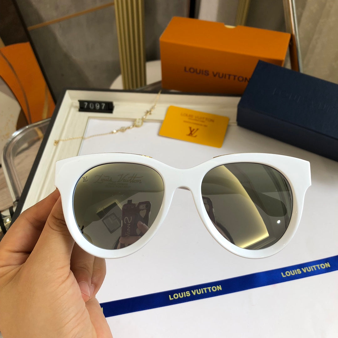 sunglasses /Lens: UV400 /Model:7097
