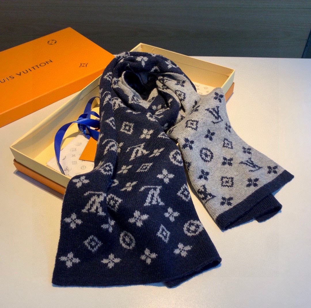 scarf/model: T74