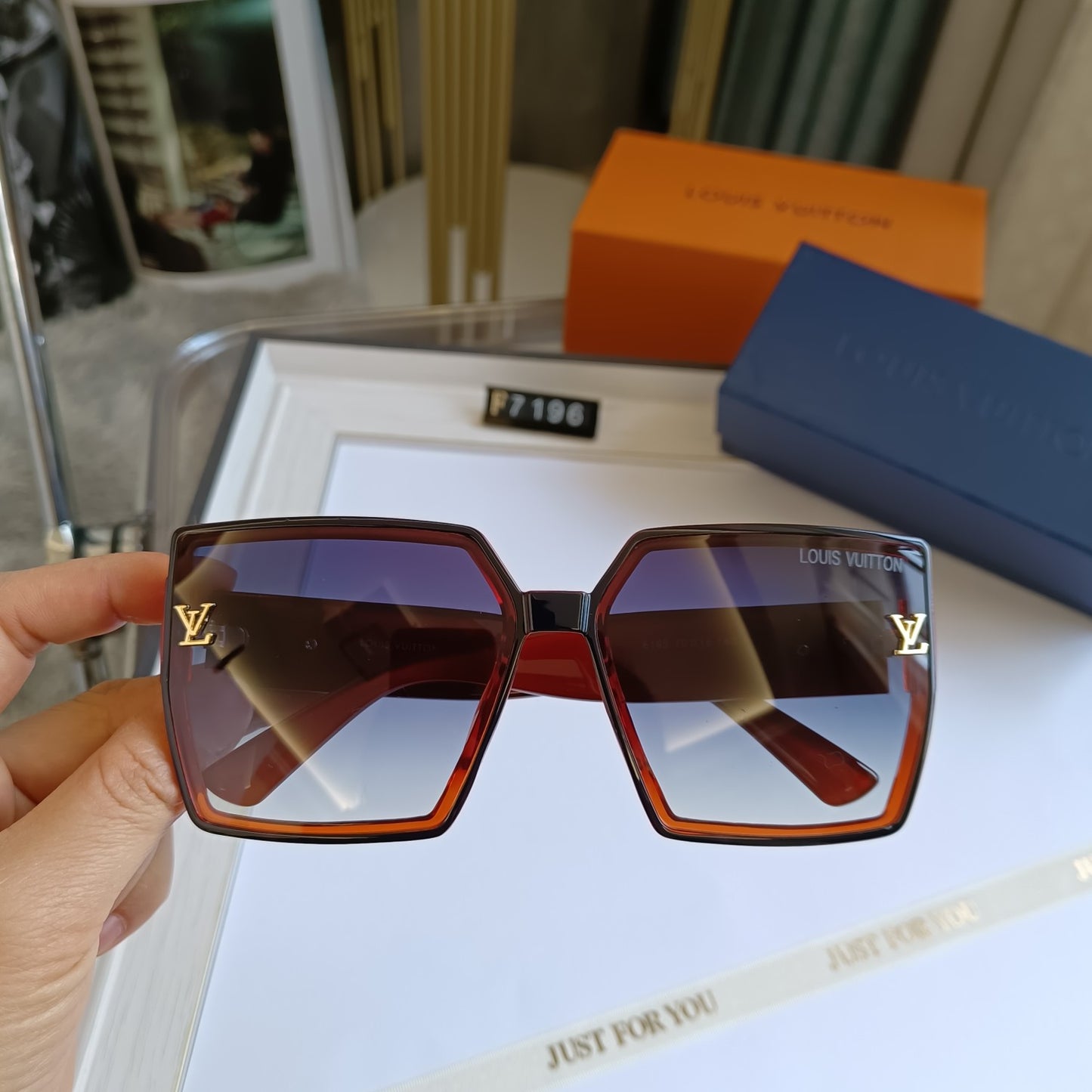 sunglasses /Lens: UV400 /Model:9176