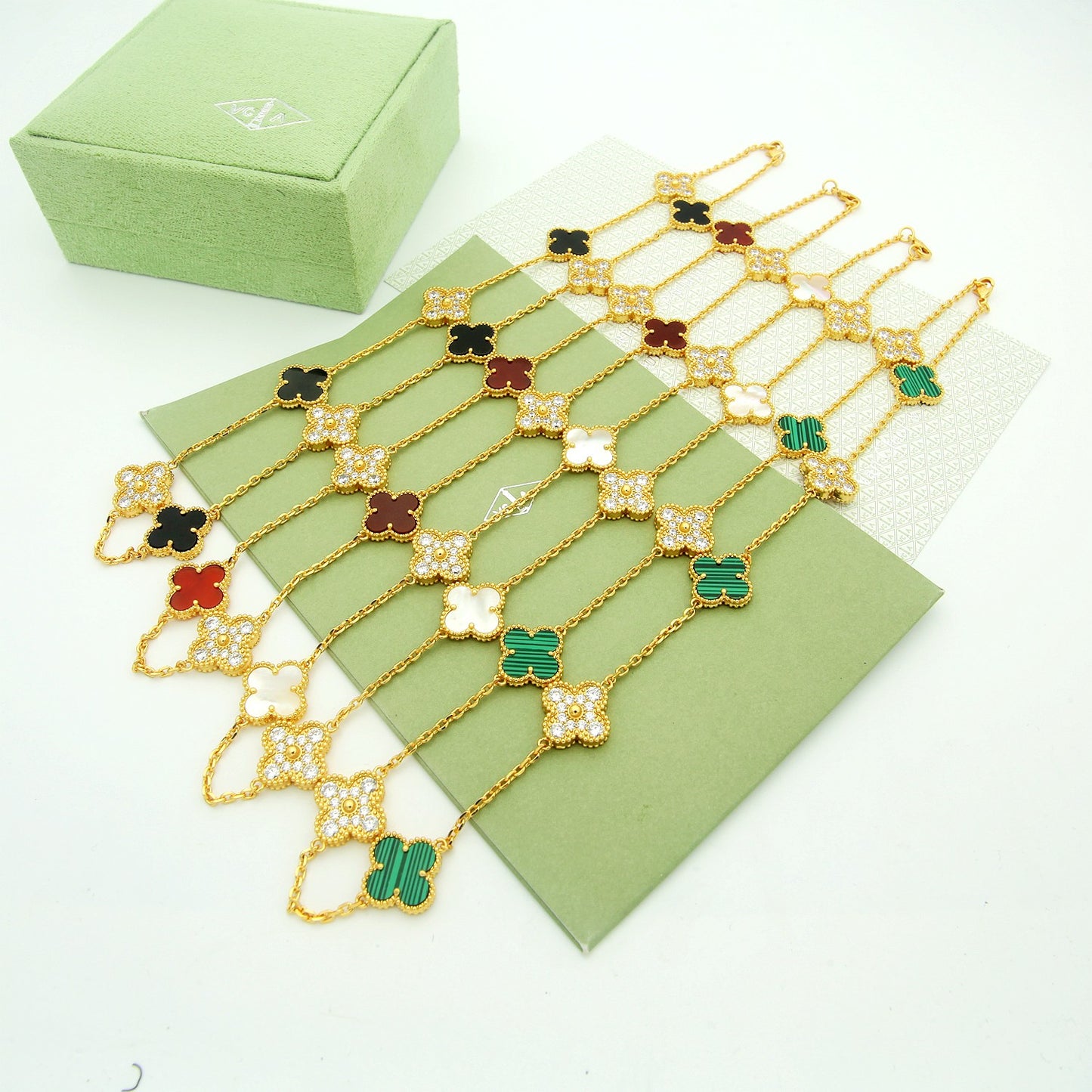 jewelry/necklace/model:H52