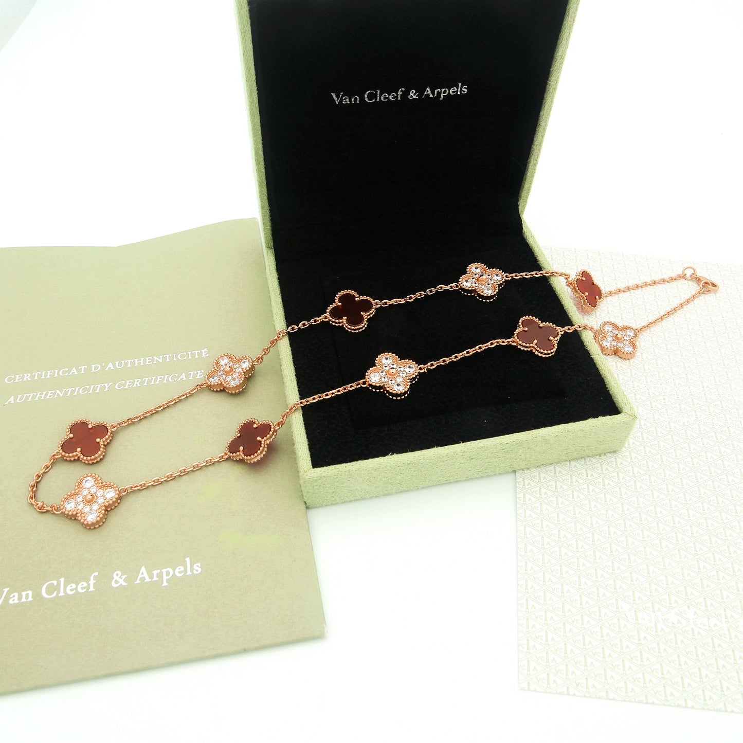 jewelry/necklace/model:H52