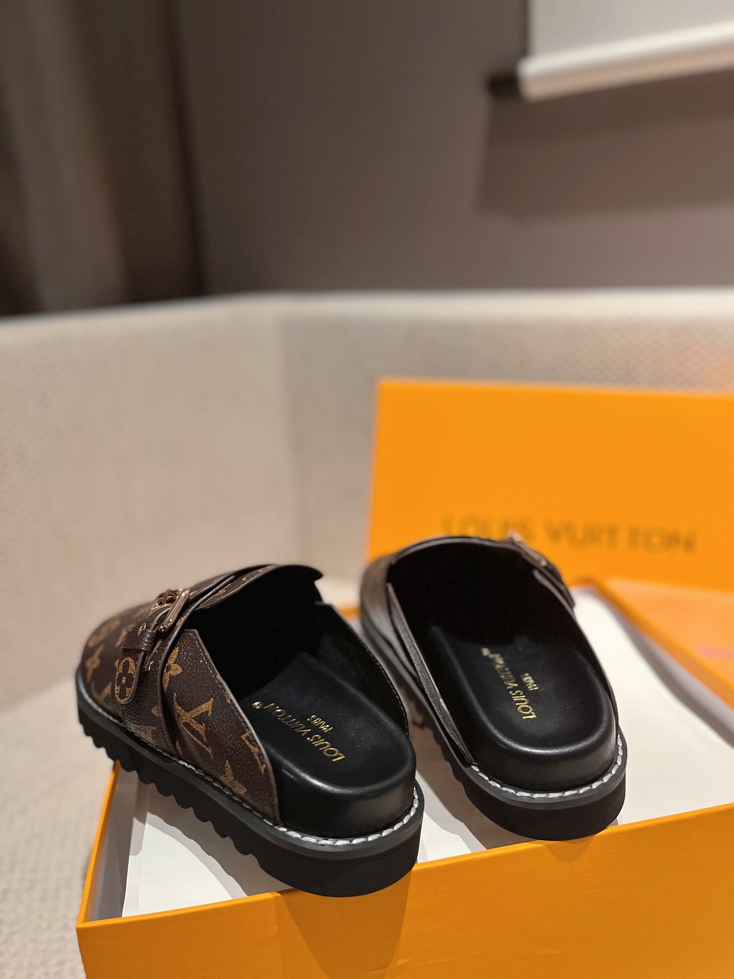 Shoes/Model:X75