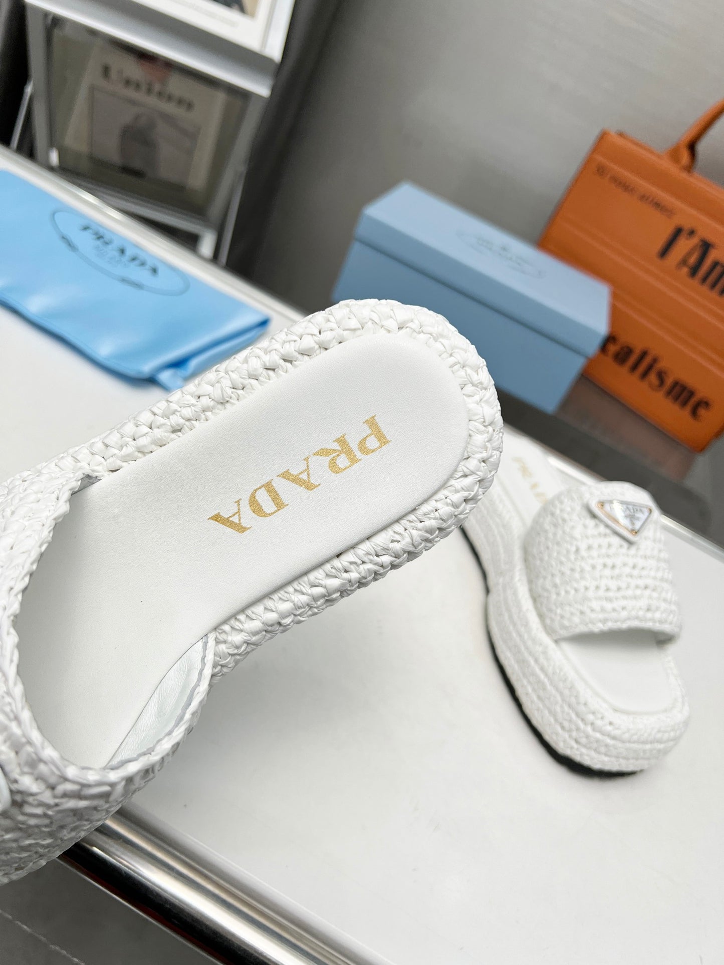 shoes / model:X52