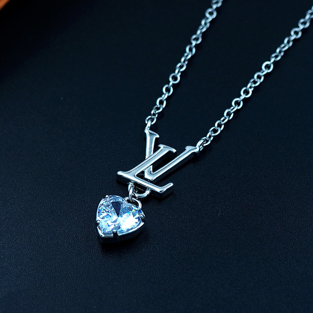 jewelry/necklace/model:338097