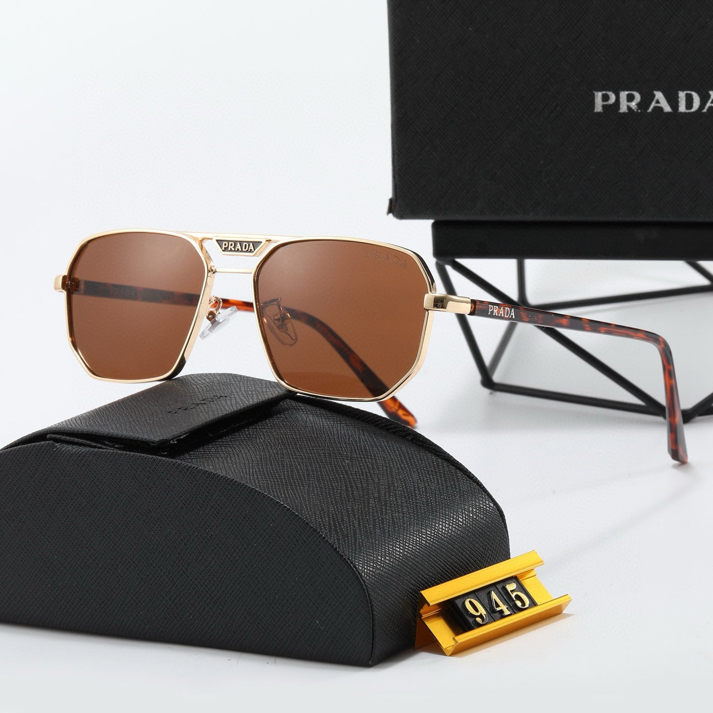 sunglasses / model:C945
