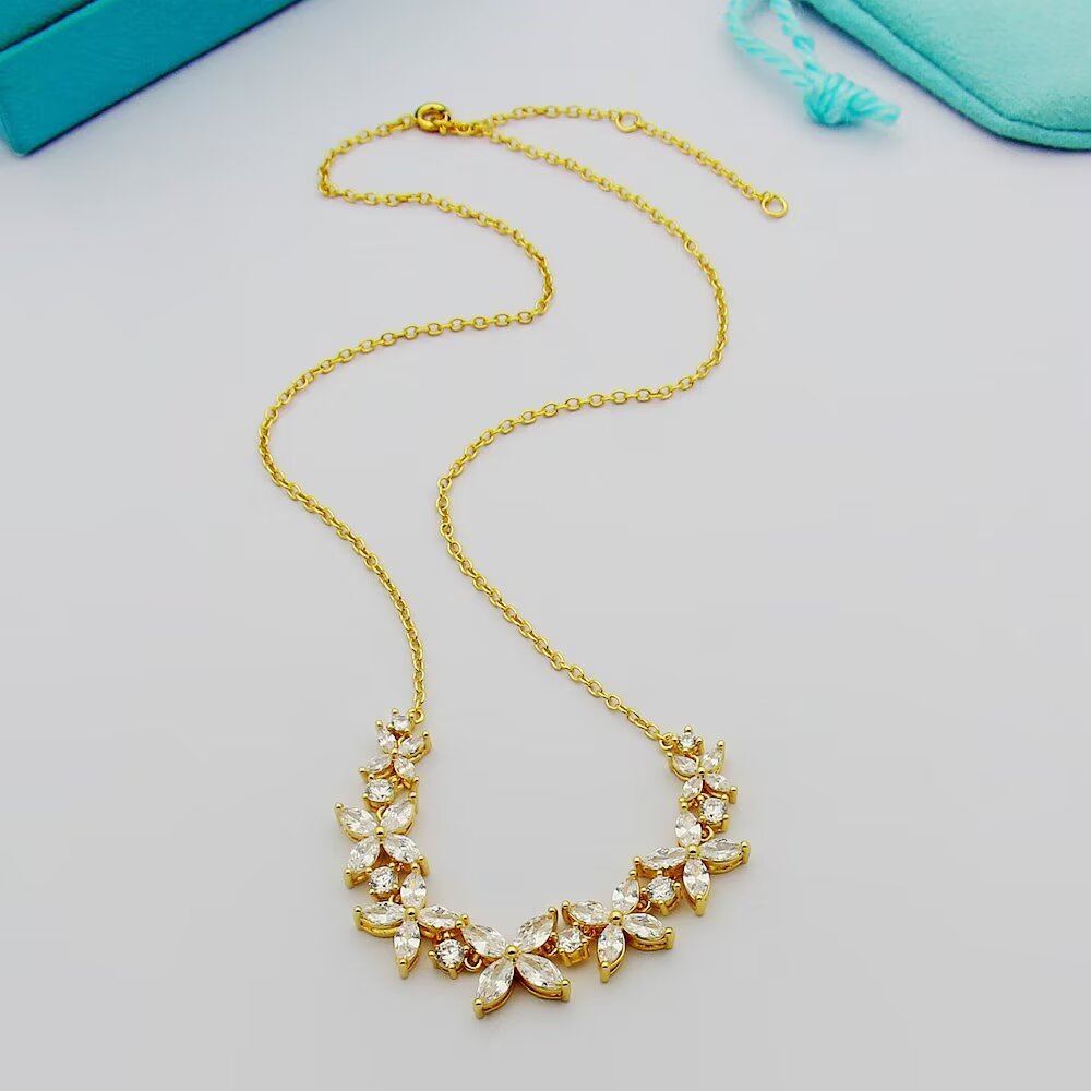 Jewelry/Necklace/Model: 250881