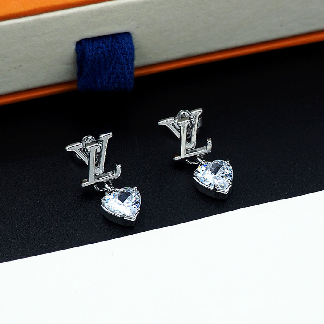 jewelry/earrings/model:338098