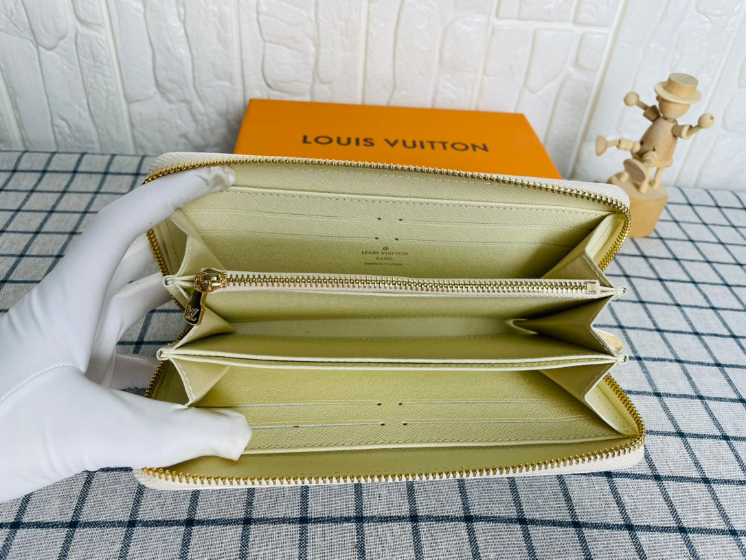 Wallet/Quality: 4A/Model:M60017