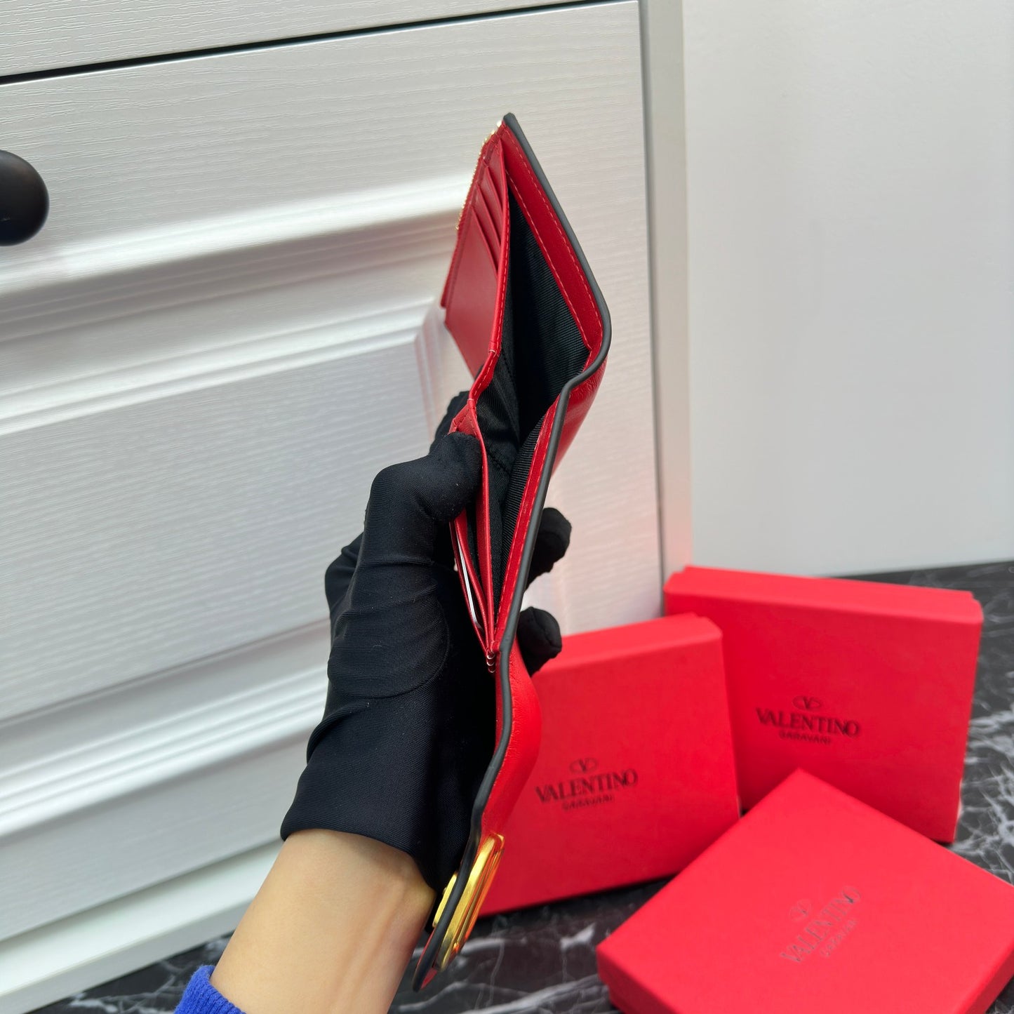 Wallet ๐ Number: 2401