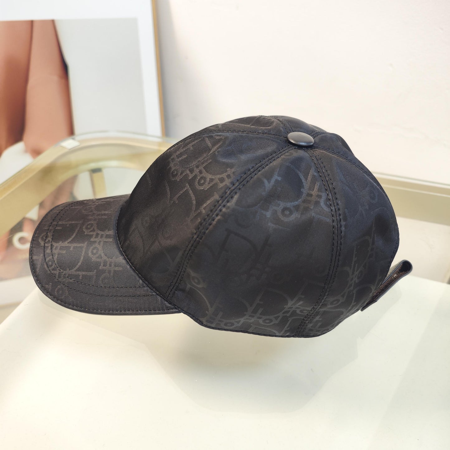 hat/ model: T54