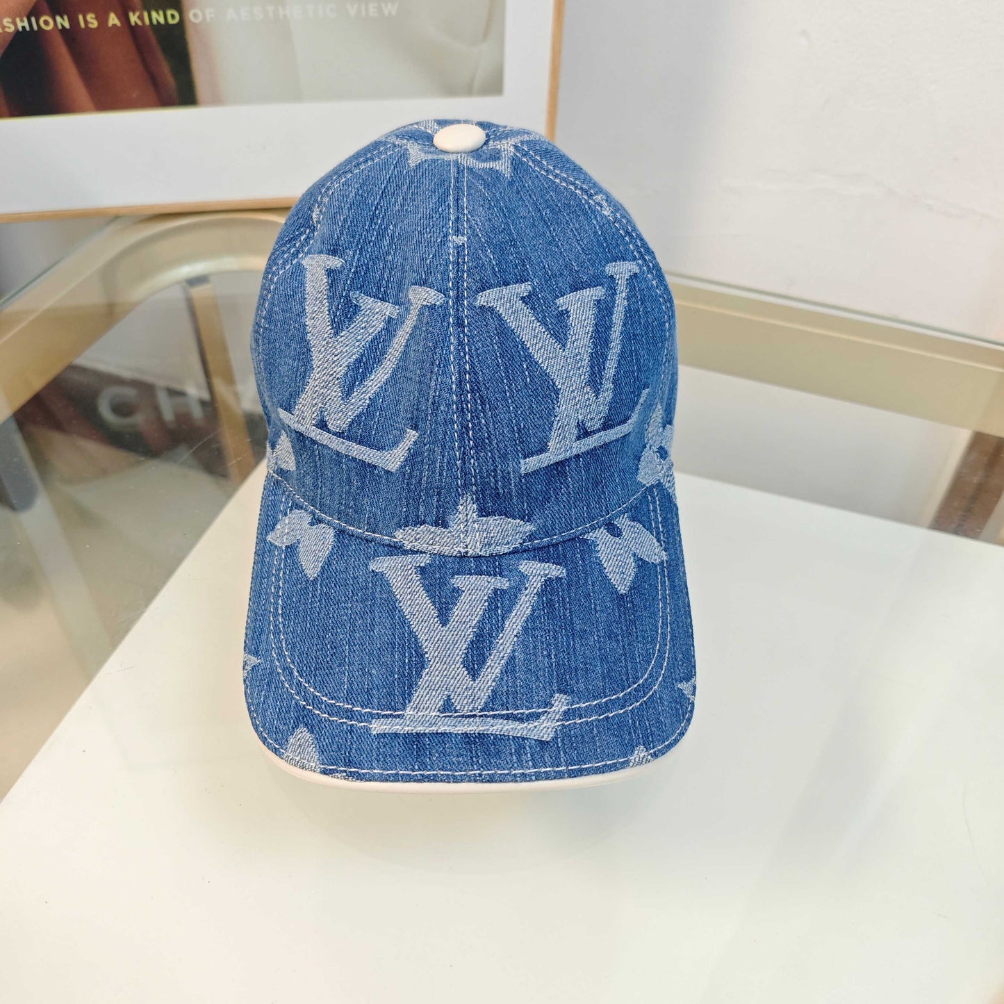 hat/ model: T56