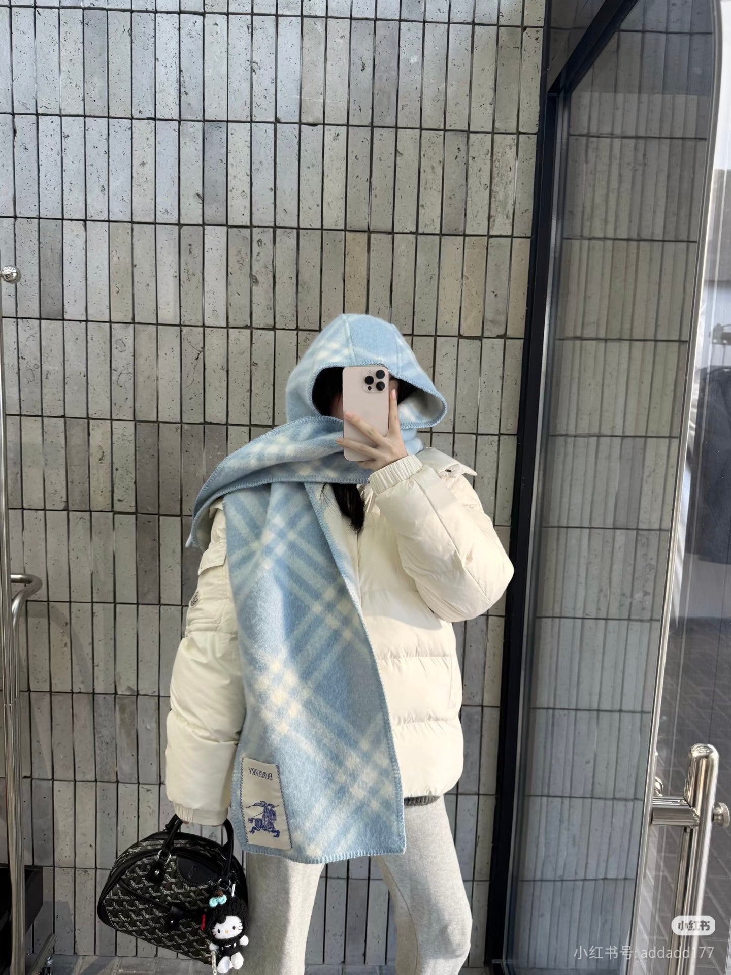scarf/model: T75