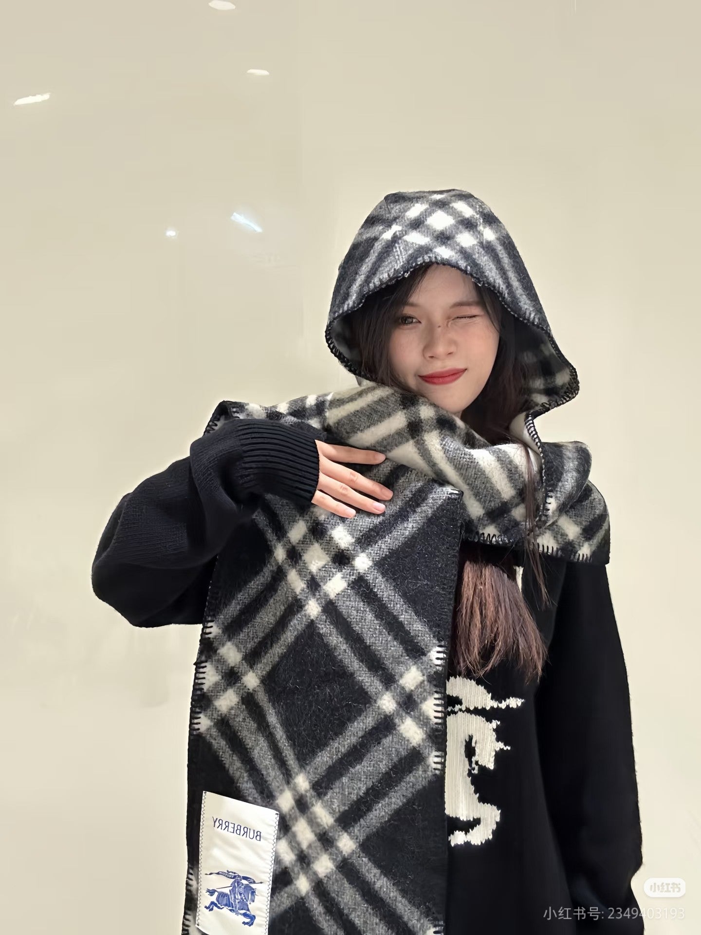 scarf/model: T75