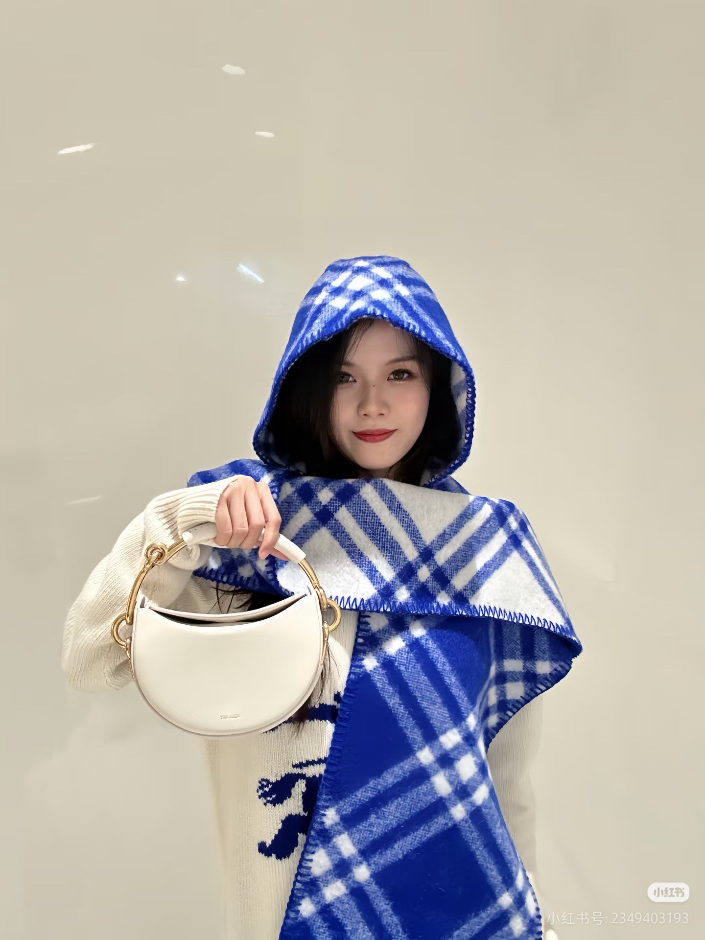 scarf/model: T75
