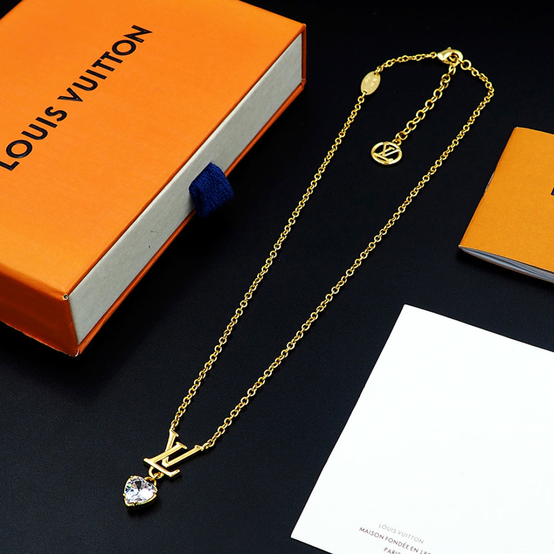 jewelry/necklace/model:338097