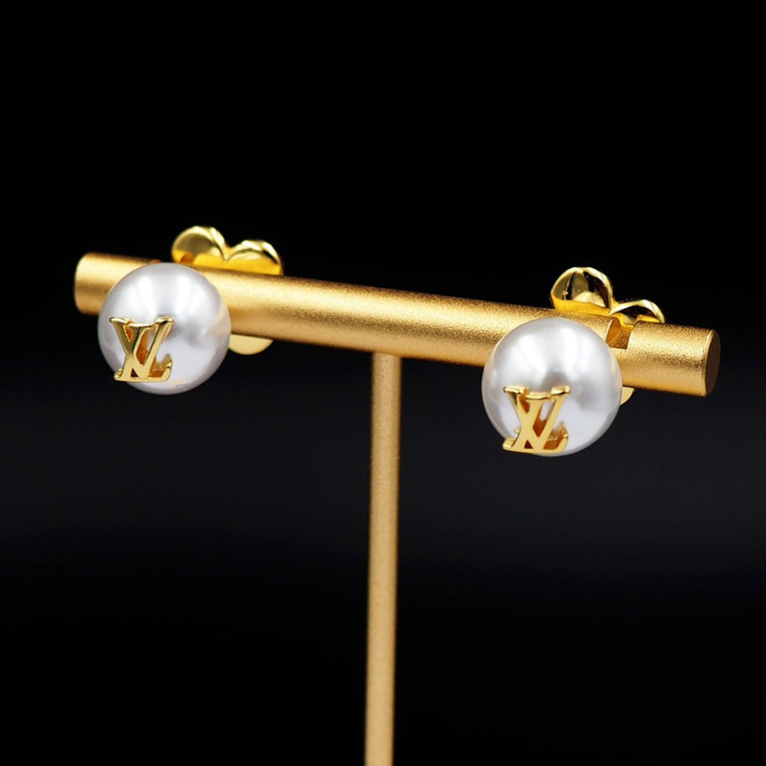 jewelry/earrings/model:338025