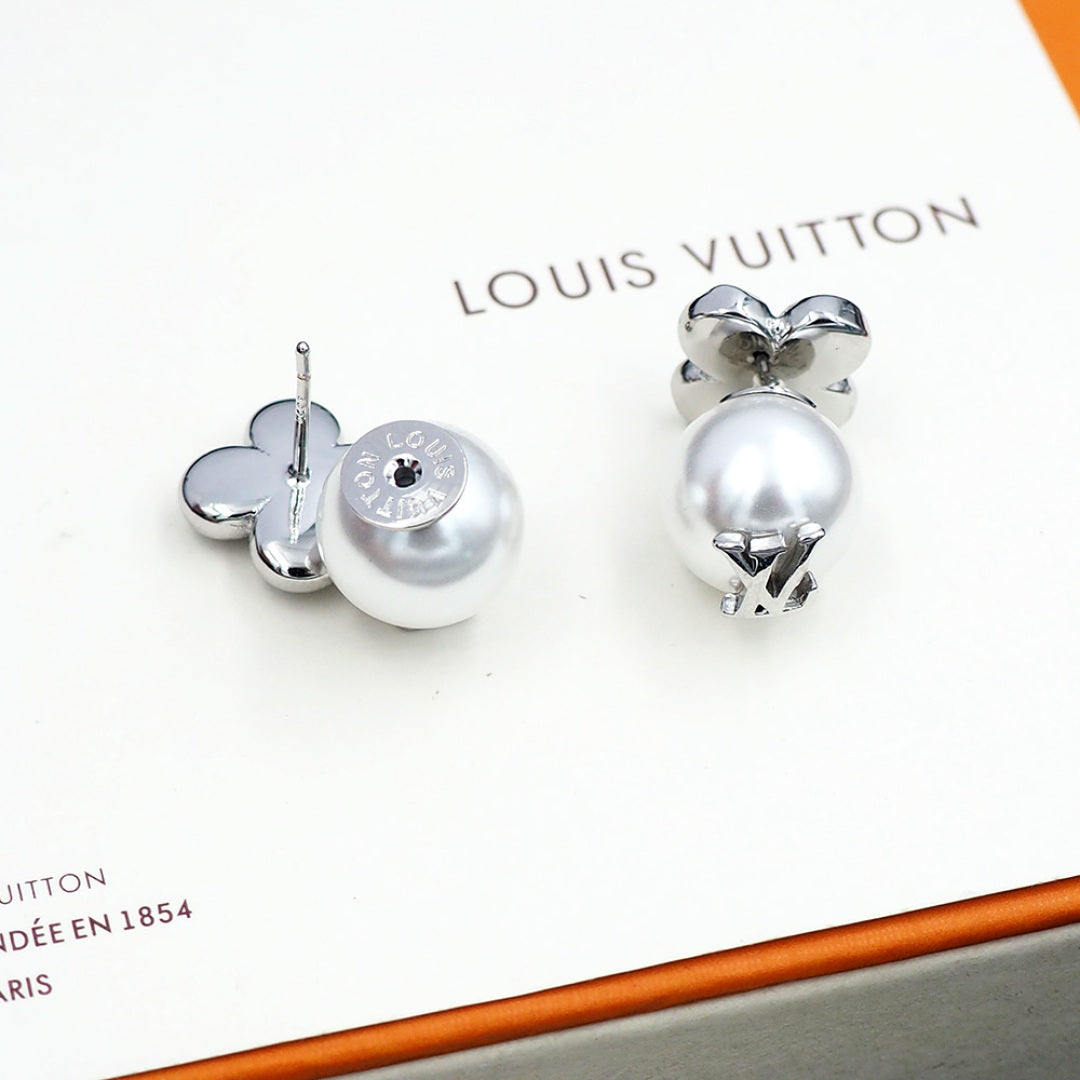 jewelry/earrings/model:338025