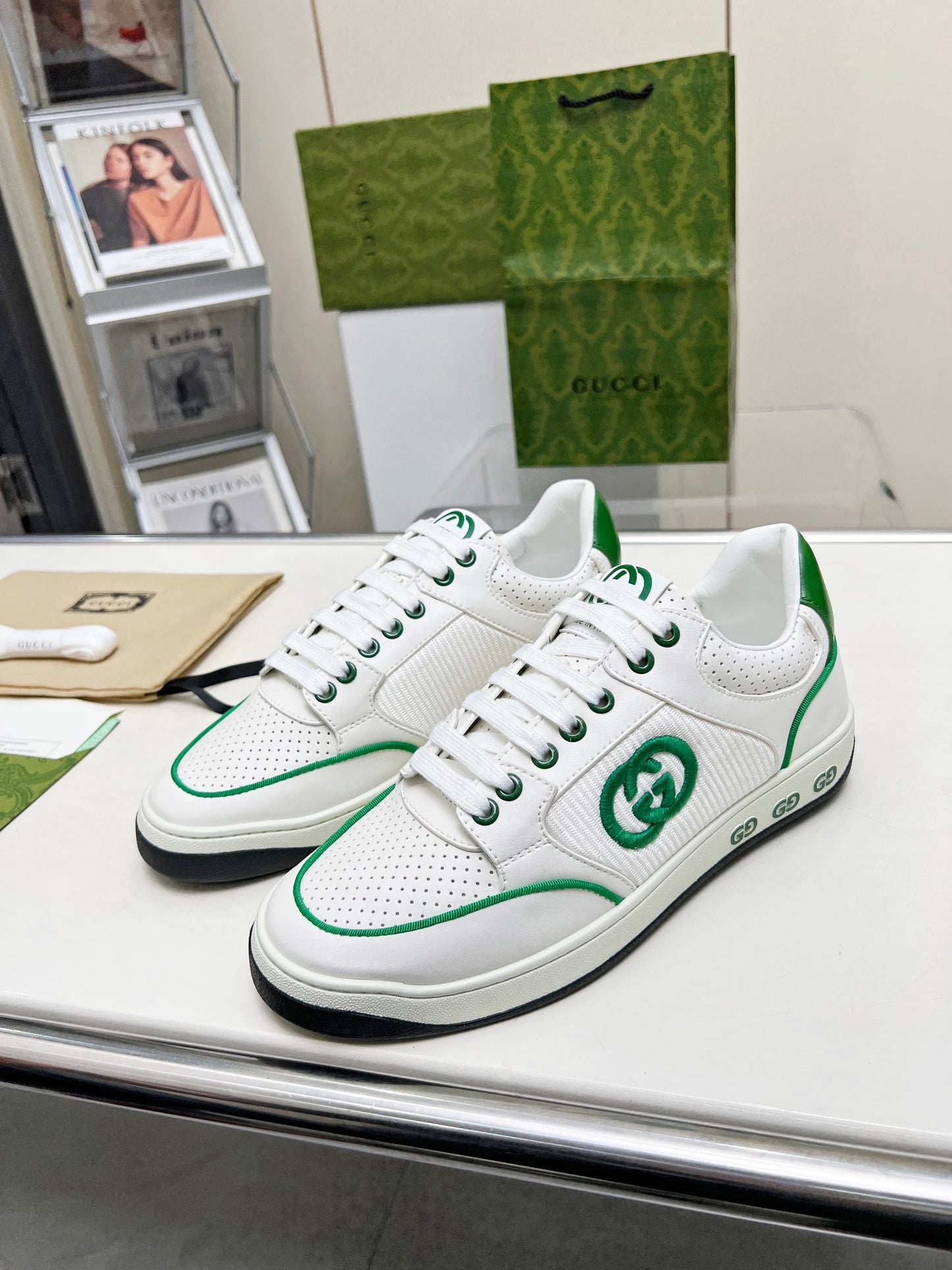 shoes/model:15842