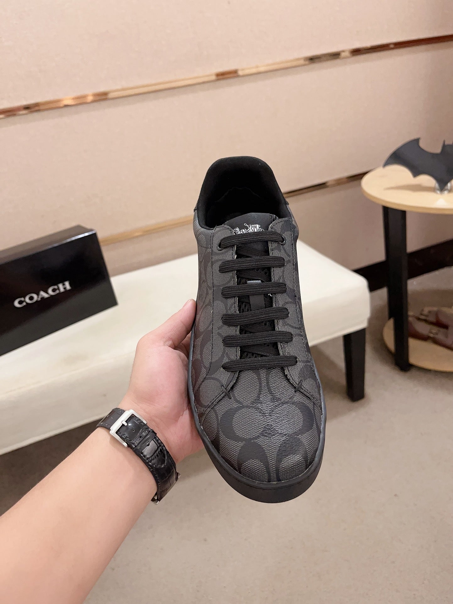 Shoes/Model:X98