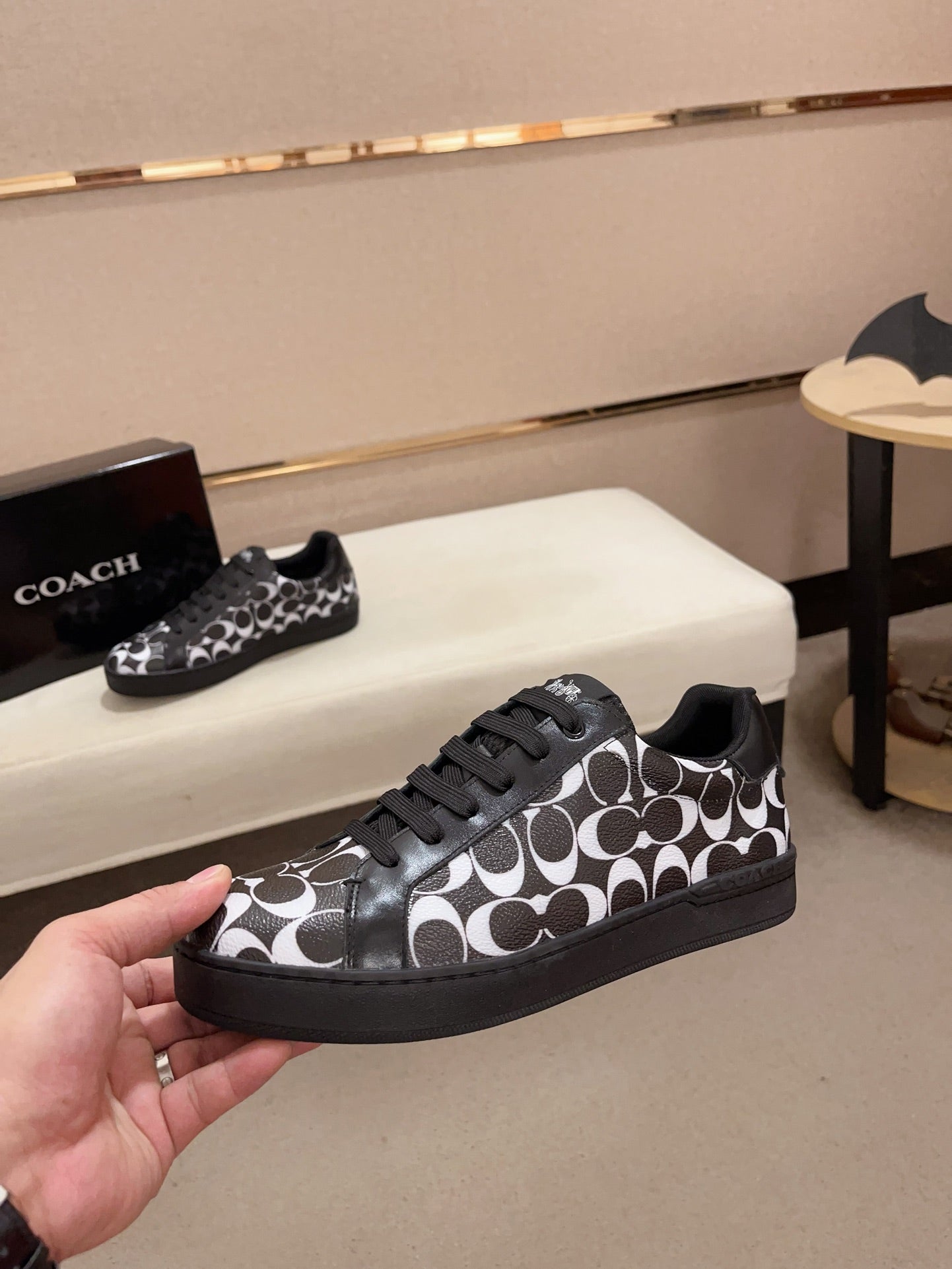 Shoes/Model:X98