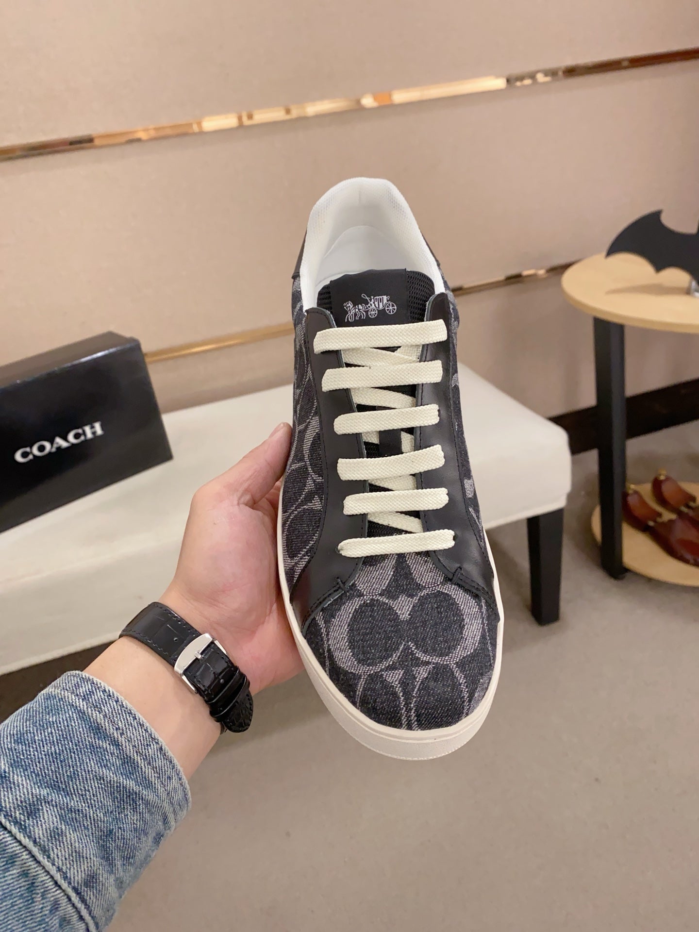 Shoes/Model:X98