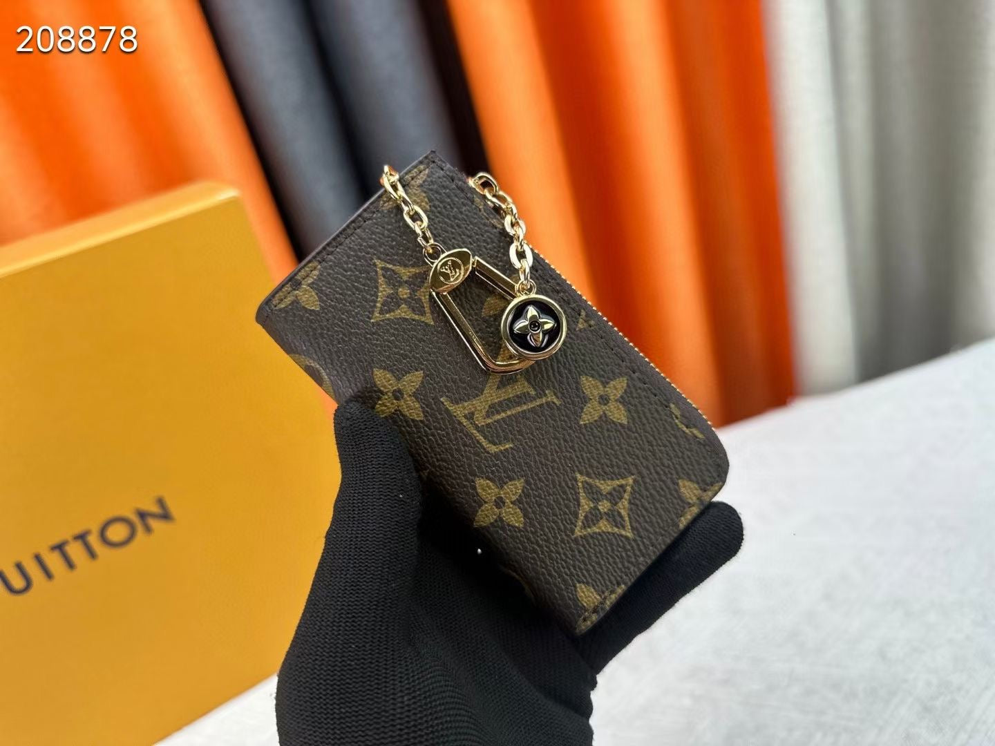 Keychain/Quality: 4A/Model:M14529