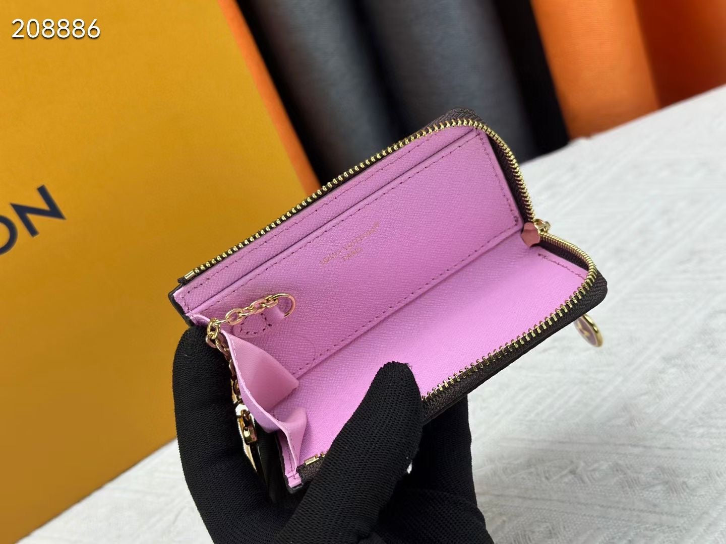 Keychain/Quality: 4A/Model:M14529