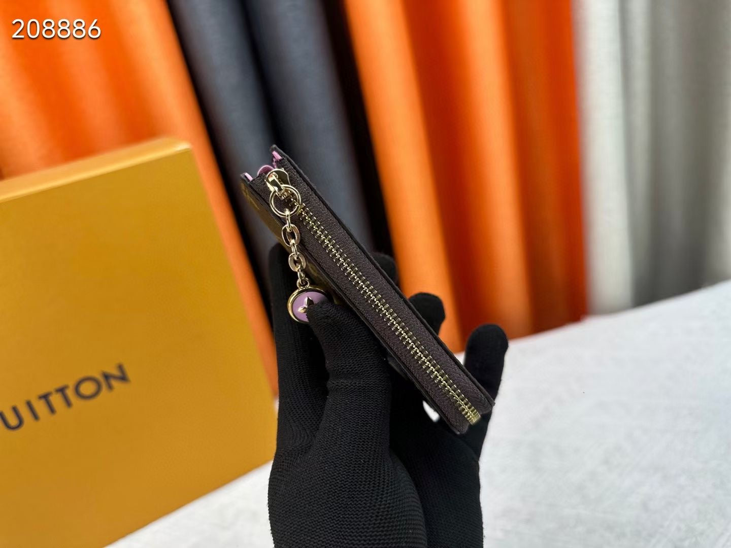 Keychain/Quality: 4A/Model:M14529