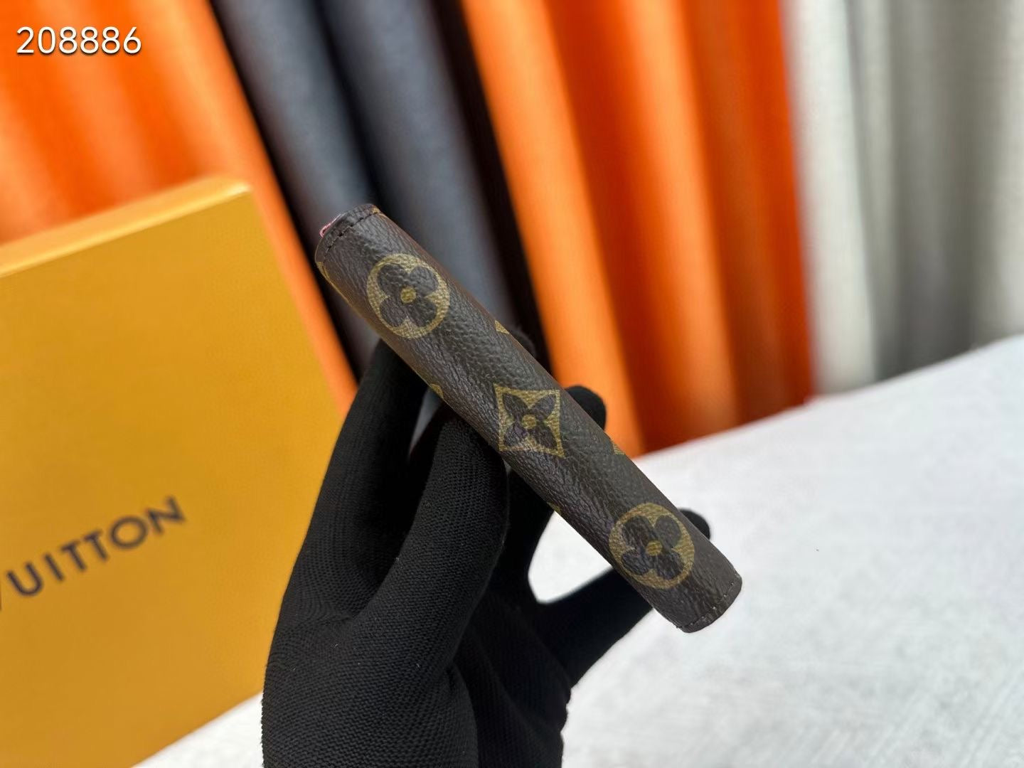 Keychain/Quality: 4A/Model:M14529