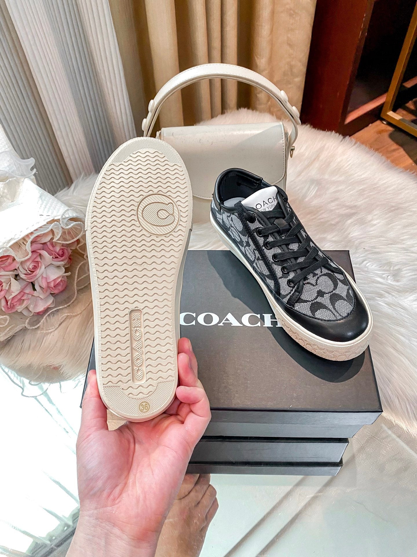 Shoes/Model:X86