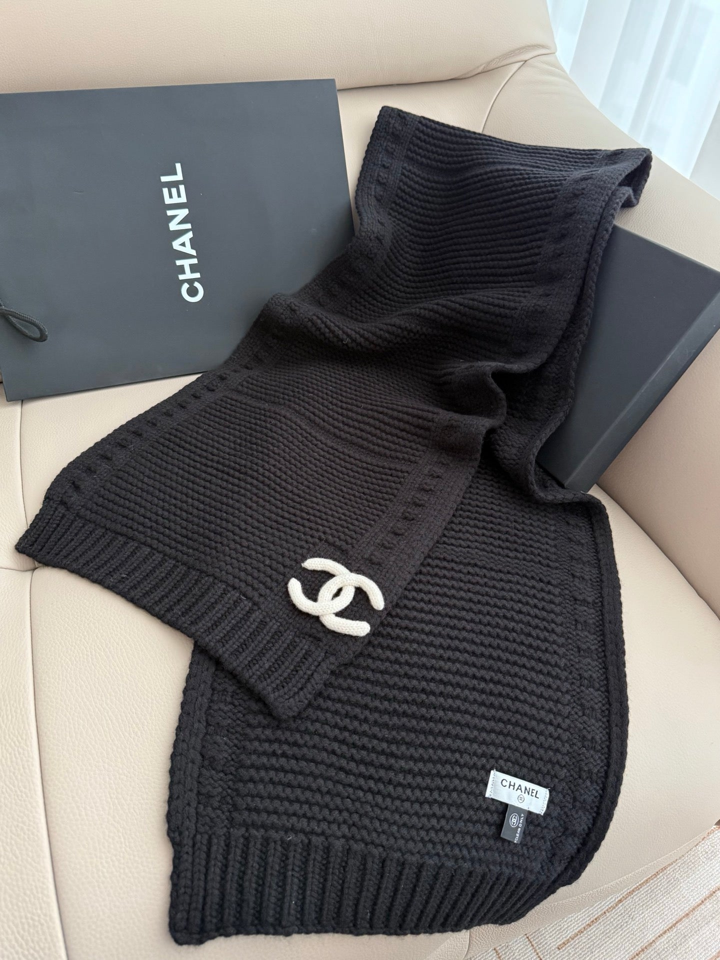 scarf/model:T 79