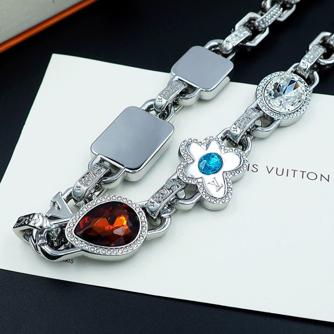 Jewelry/necklace/Model: H23
