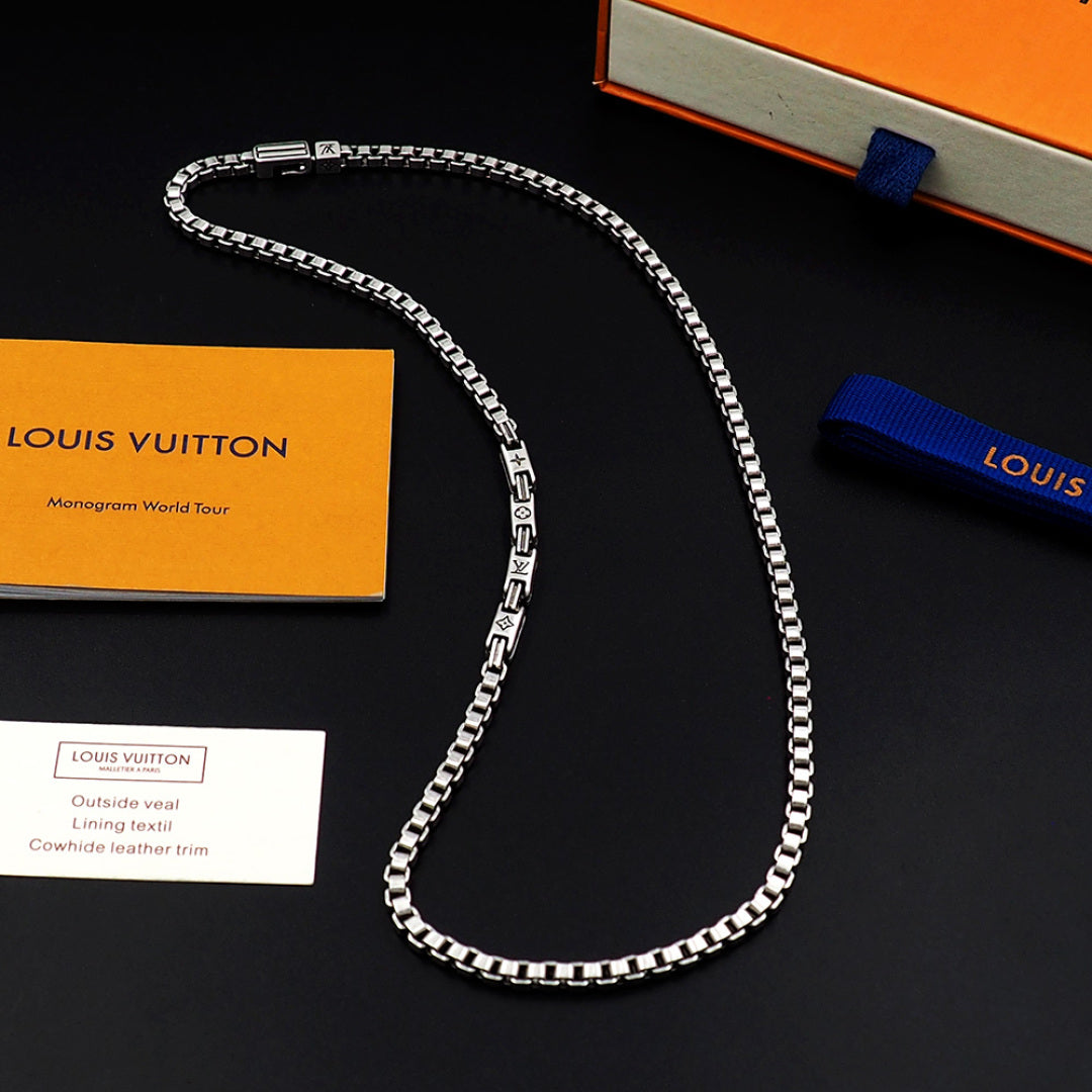 jewelry/necklace/model:H94