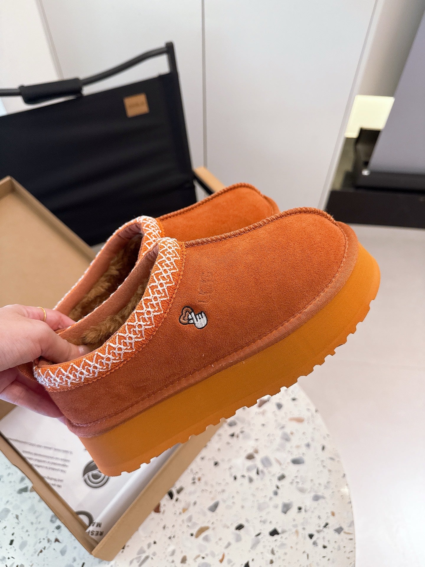 Shoes/Model:X90