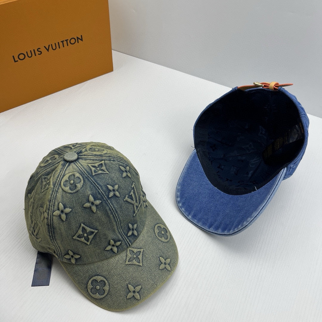 hat/ model: T32