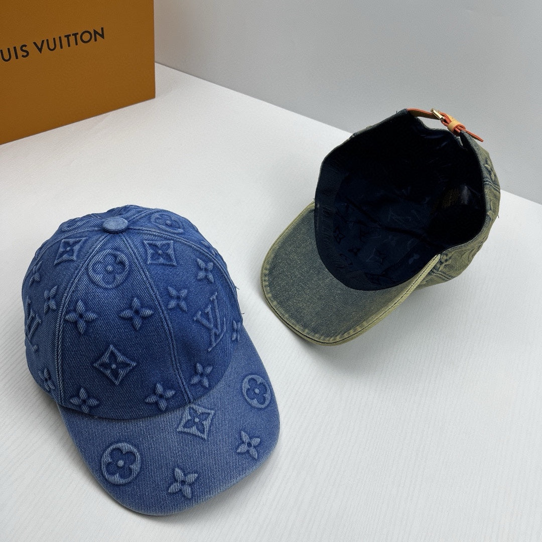 hat/ model: T32