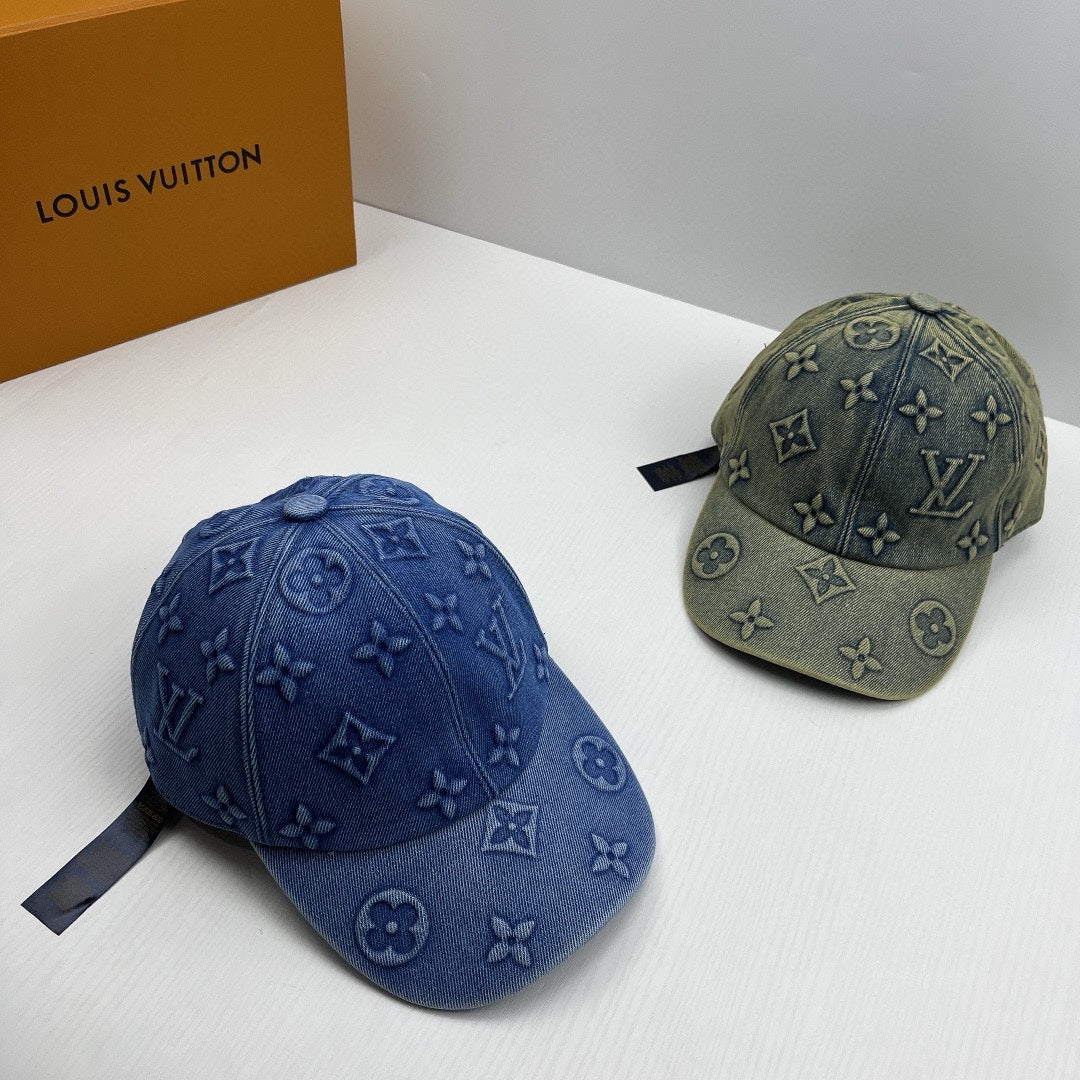 hat/ model: T32