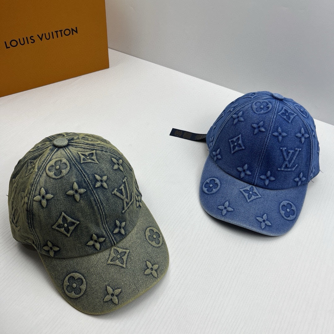 hat/ model: T32