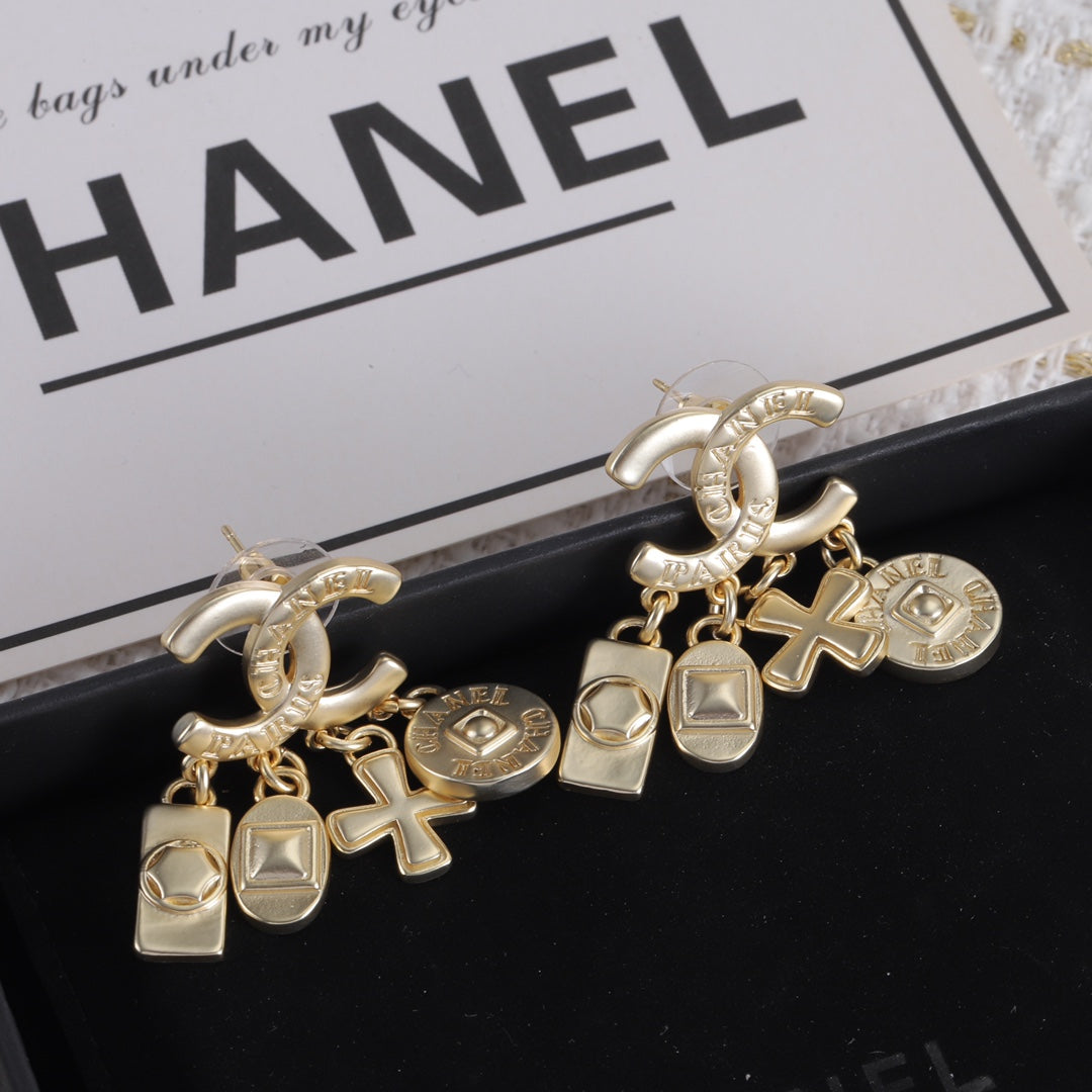 jewelry/earrings/model:H83