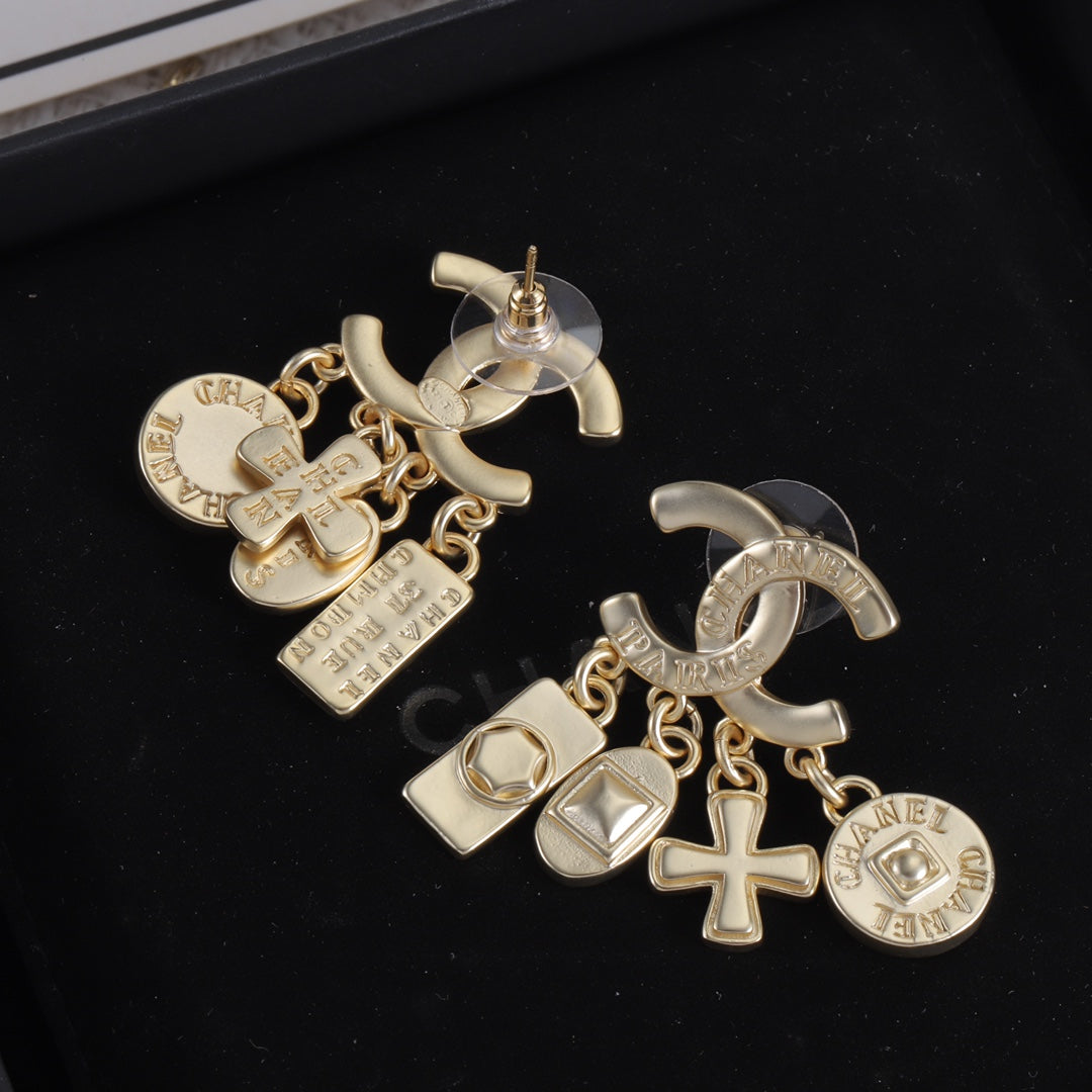 jewelry/earrings/model:H83