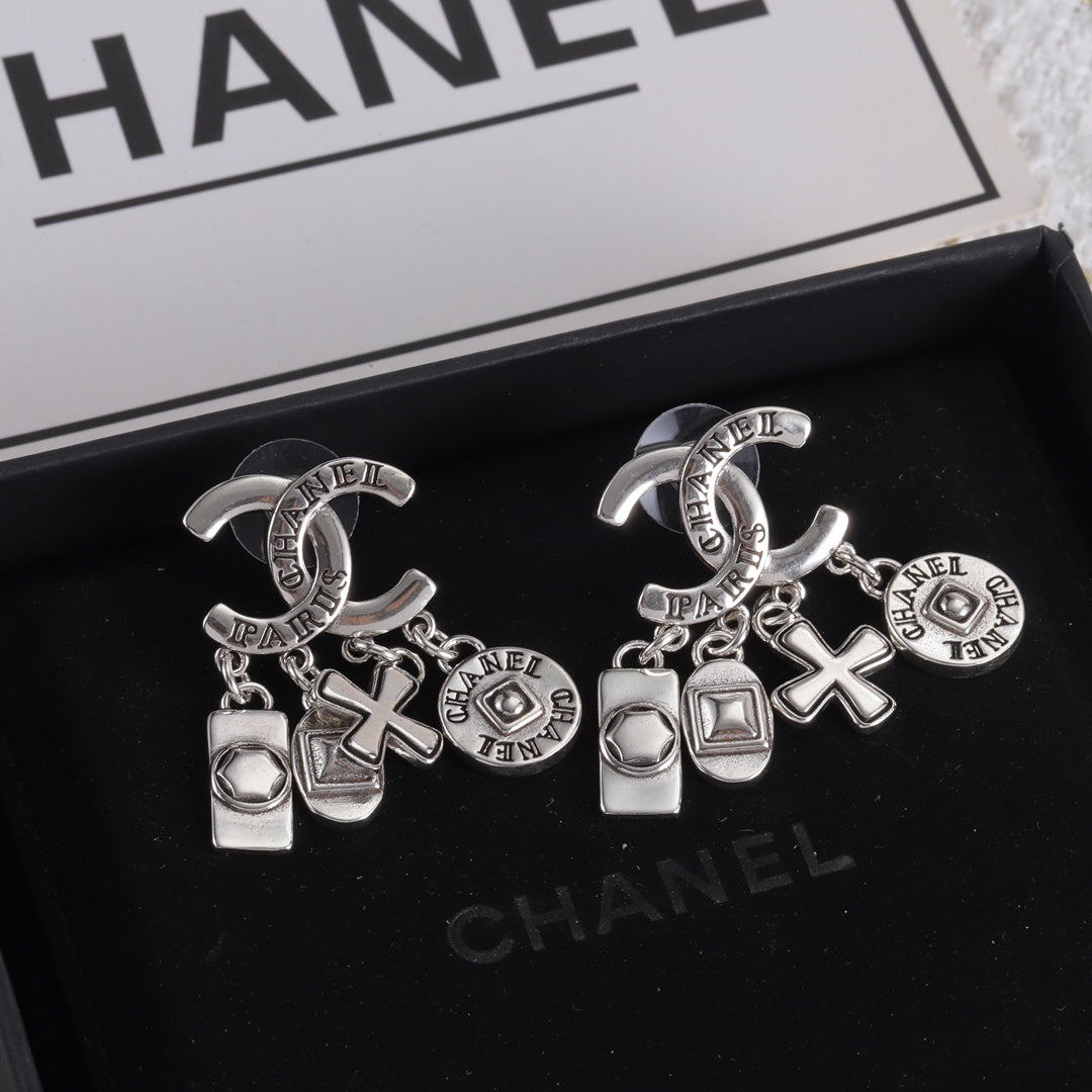 jewelry/earrings/model:H83