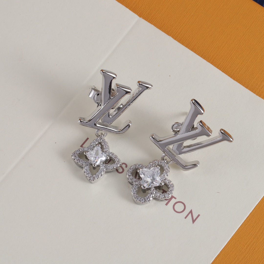 jewelry/earrings/model:H91