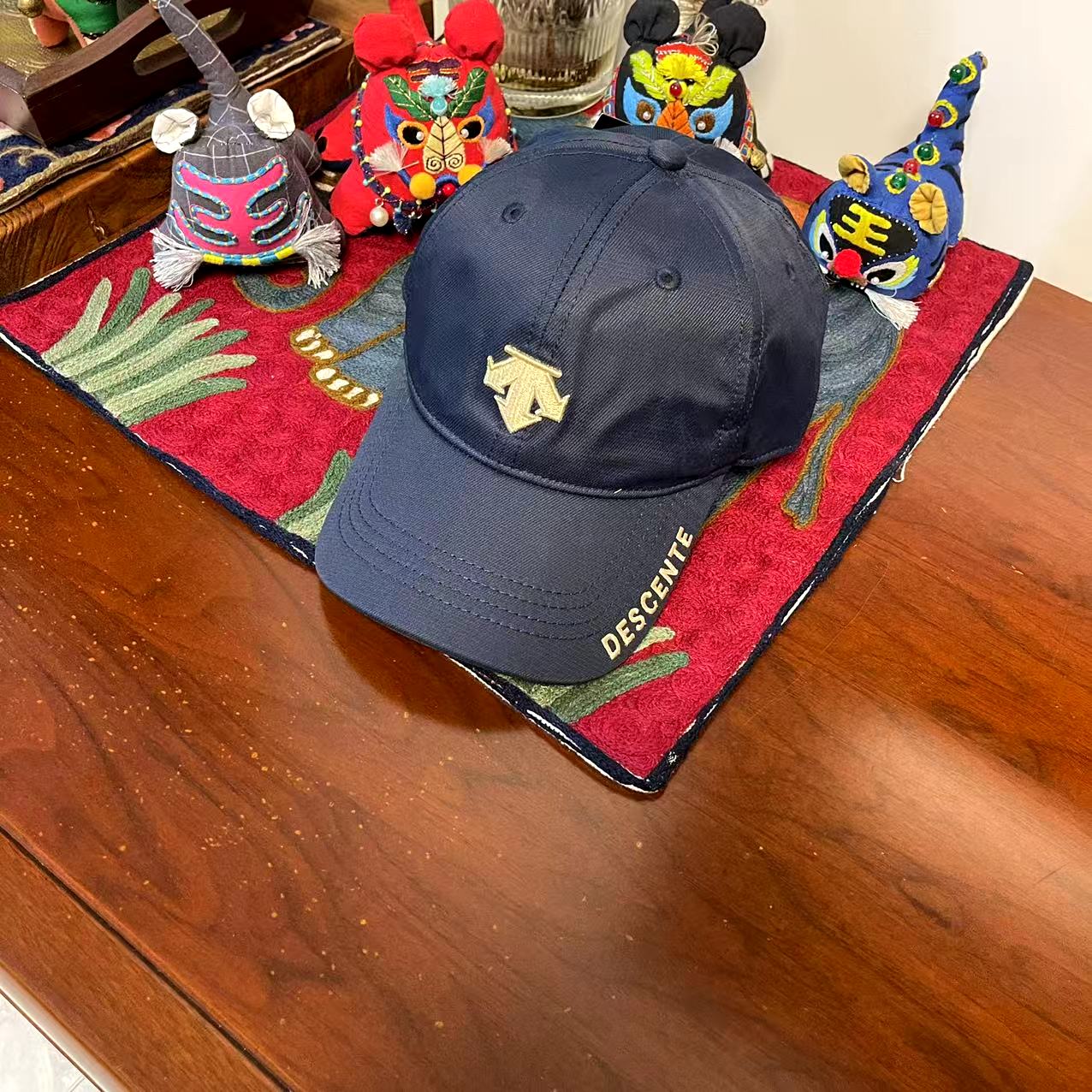 hat/ model: T17