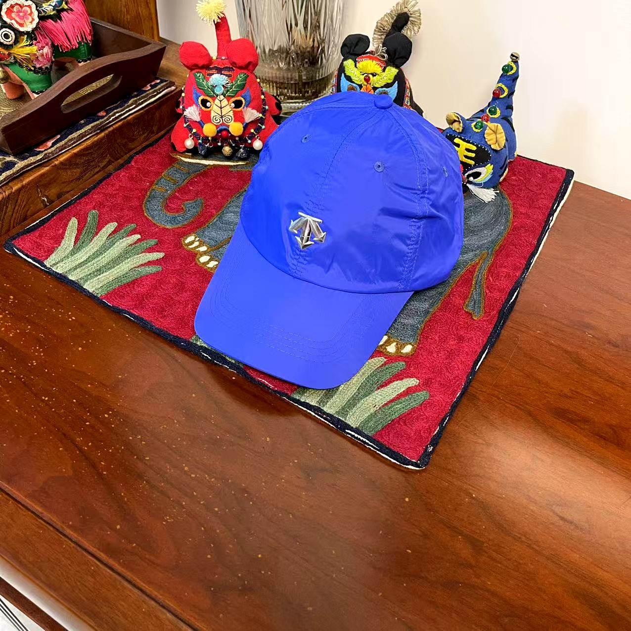 hat/ model: T23