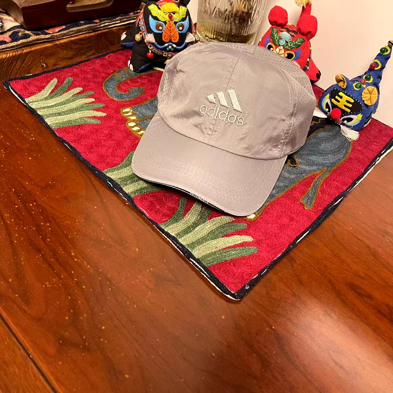 hat/ model: T15